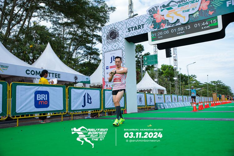 Race photo from Arutmin Borneo Run 2024
