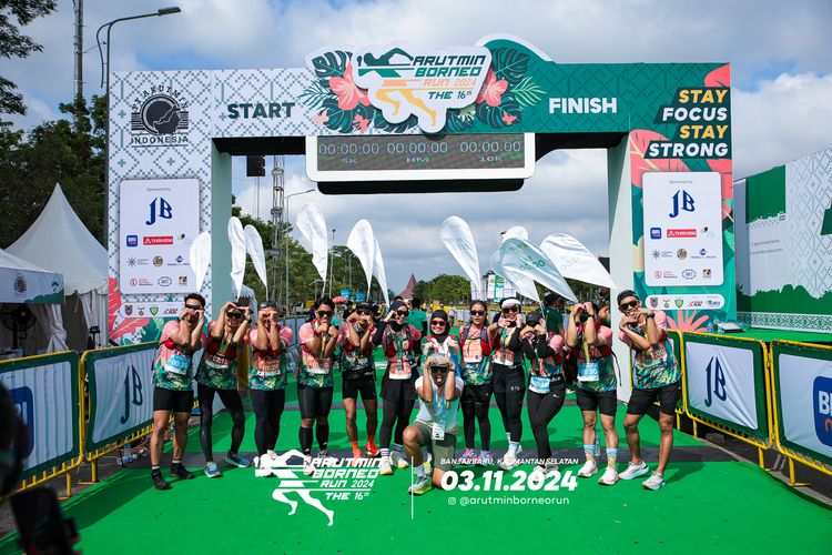 Race photo from Arutmin Borneo Run 2024