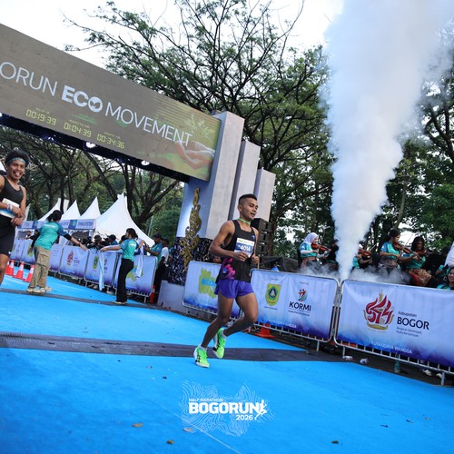 Race photo from BOGORUN 2026