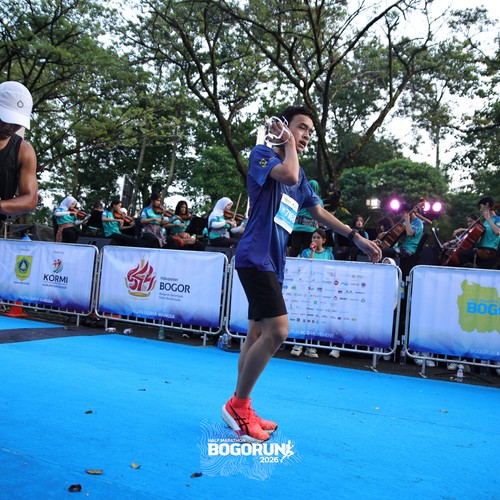 Race photo from BOGORUN 2026