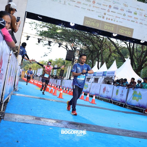 Race photo from BOGORUN 2026