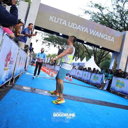 Race photo from BOGORUN 2026
