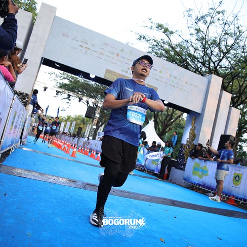 Race photo from BOGORUN 2026