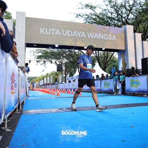 Race photo from BOGORUN 2026