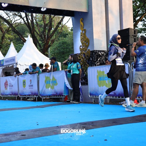 Race photo from BOGORUN 2026