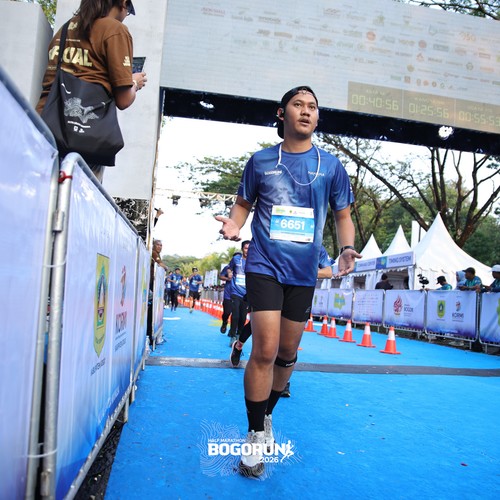 Race photo from BOGORUN 2026