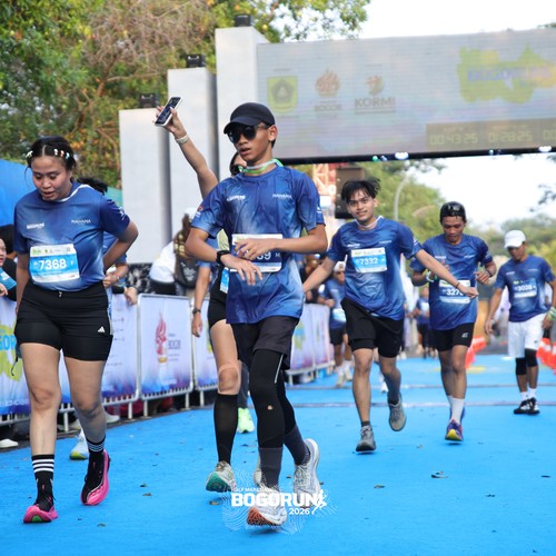 Race photo from BOGORUN 2026