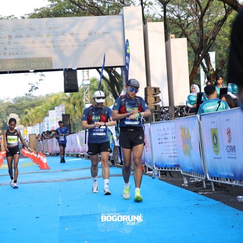 Race photo from BOGORUN 2026