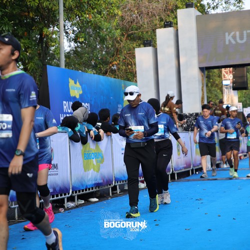 Race photo from BOGORUN 2026