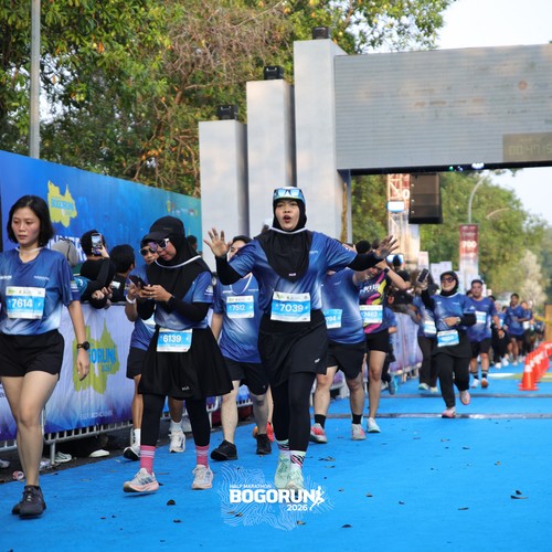 Race photo from BOGORUN 2026