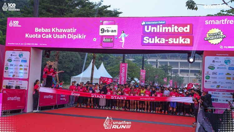 Race photo from Smartfren Run 2025 
