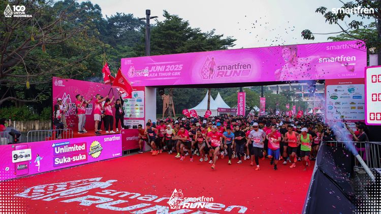 Race photo from Smartfren Run 2025 