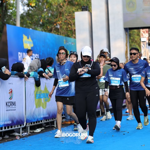 Race photo from BOGORUN 2026