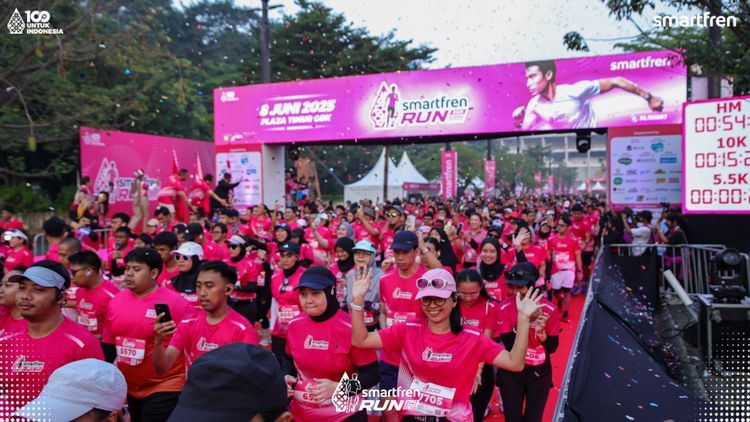 Race photo from Smartfren Run 2025 