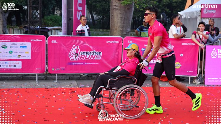 Race photo from Smartfren Run 2025 