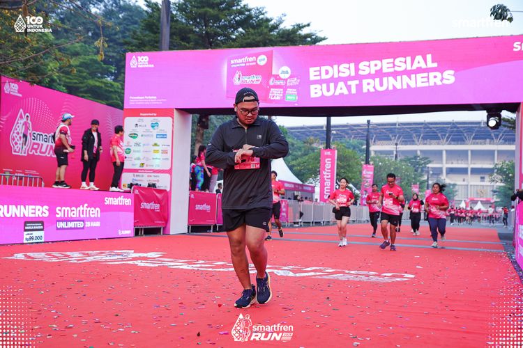 Race photo from Smartfren Run 2025 