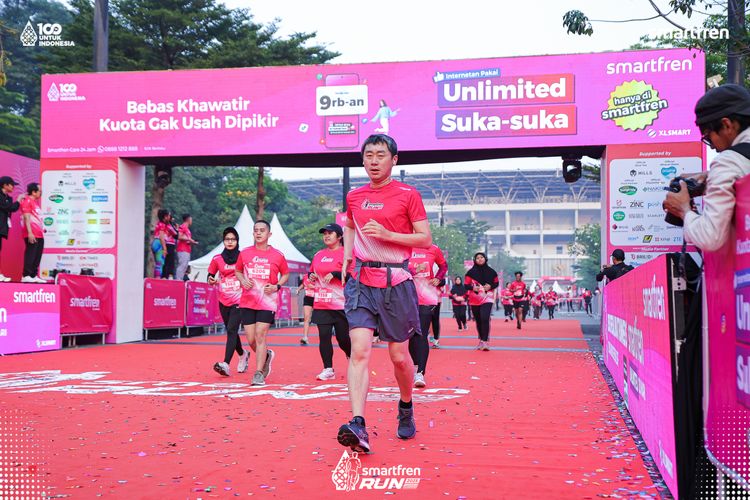 Race photo from Smartfren Run 2025 