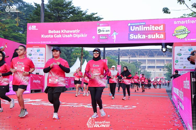 Race photo from Smartfren Run 2025 