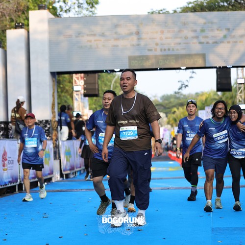 Race photo from BOGORUN 2026