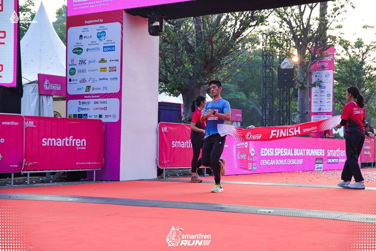 Race photo from Smartfren Run 2025 