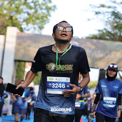 Race photo from BOGORUN 2026