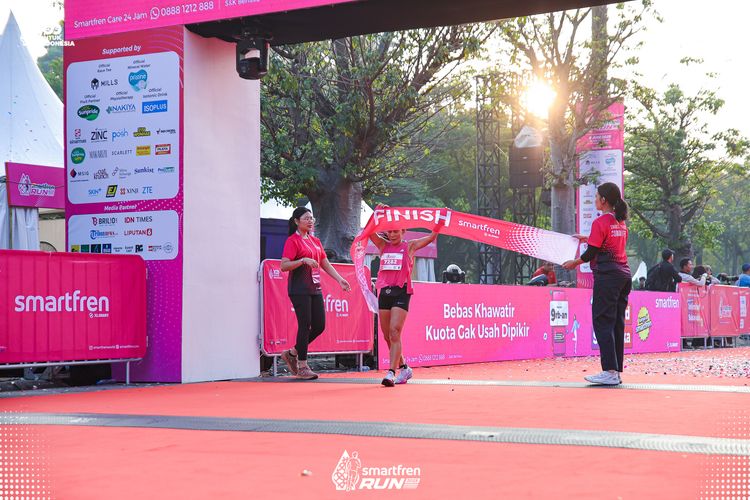 Race photo from Smartfren Run 2025 