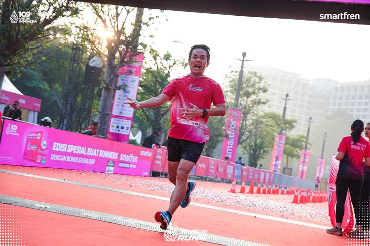 Race photo from Smartfren Run 2025 