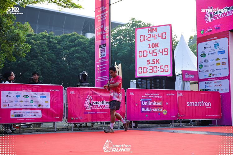 Race photo from Smartfren Run 2025 
