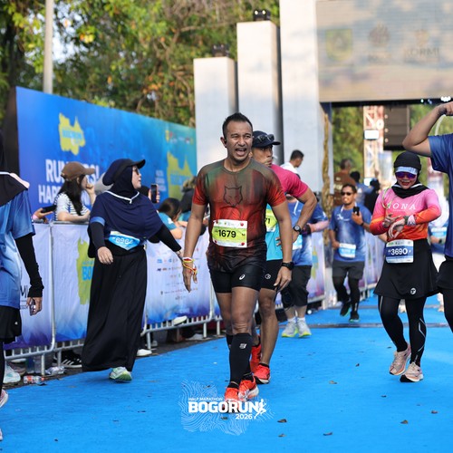 Race photo from BOGORUN 2026