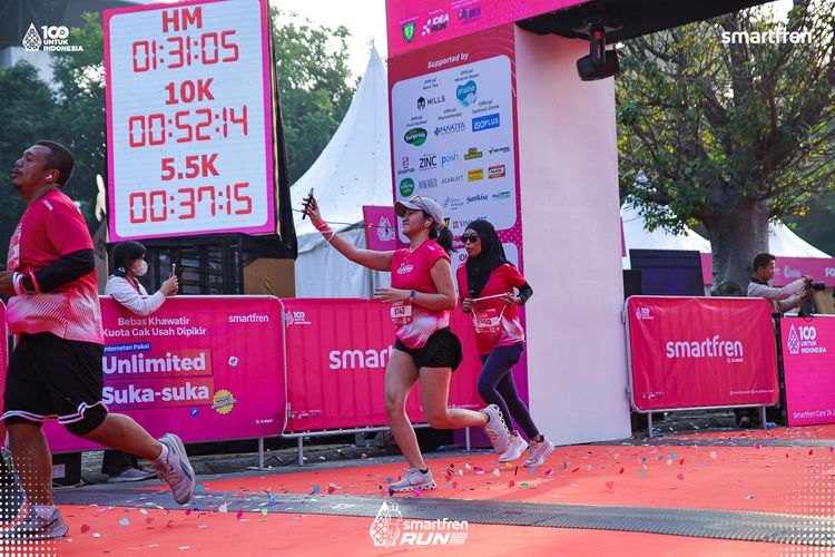 Race photo from Smartfren Run 2025 
