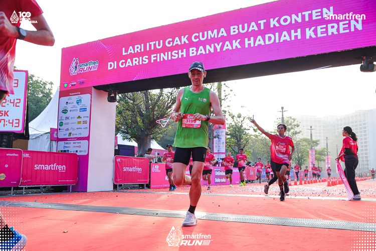 Race photo from Smartfren Run 2025 