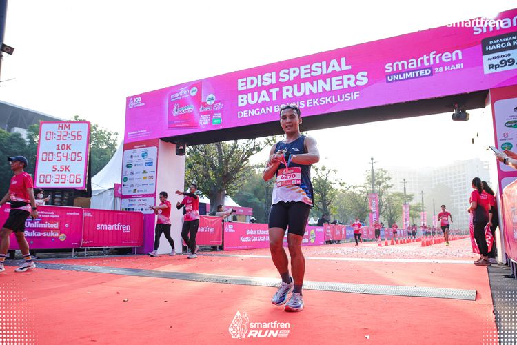 Race photo from Smartfren Run 2025 