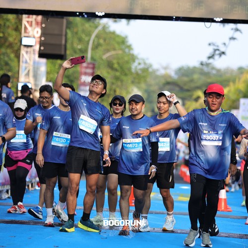 Race photo from BOGORUN 2026