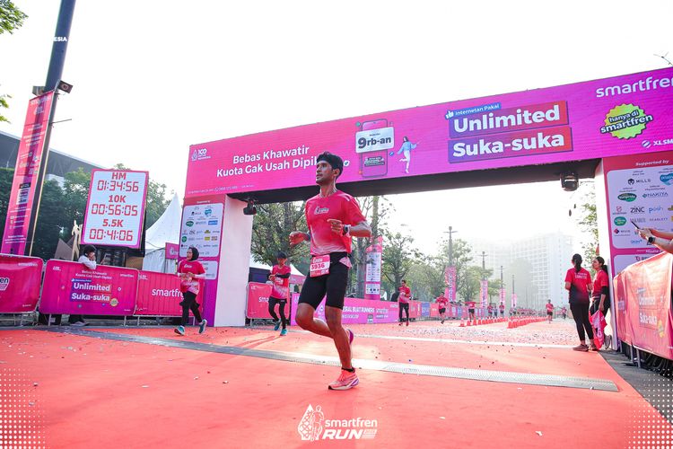 Race photo from Smartfren Run 2025 