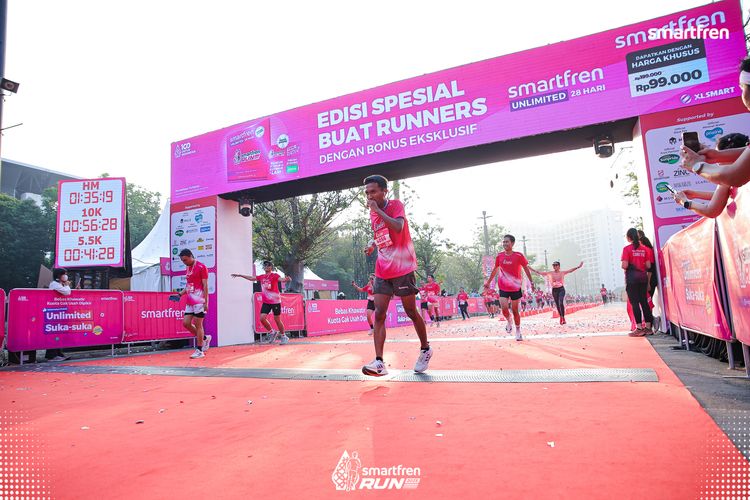 Race photo from Smartfren Run 2025 