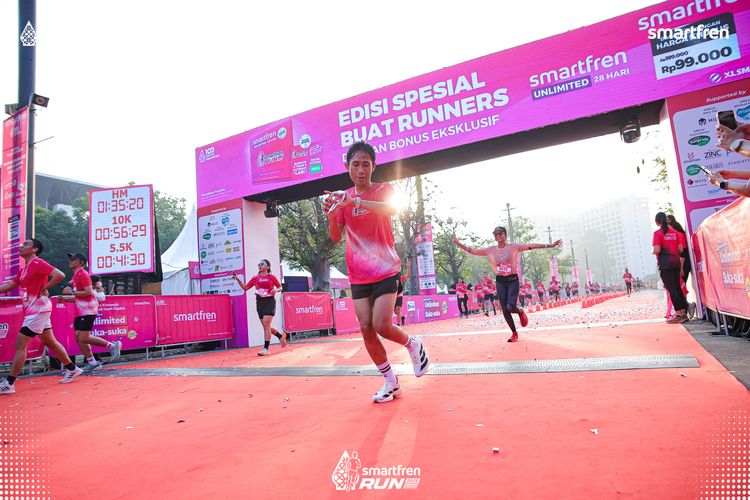 Race photo from Smartfren Run 2025 