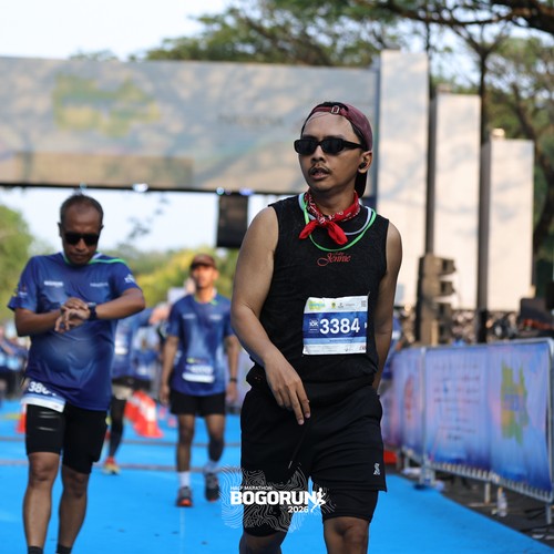 Race photo from BOGORUN 2026