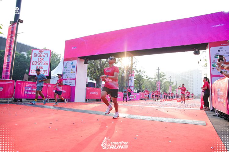Race photo from Smartfren Run 2025 