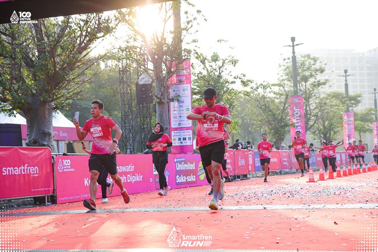 Race photo from Smartfren Run 2025 