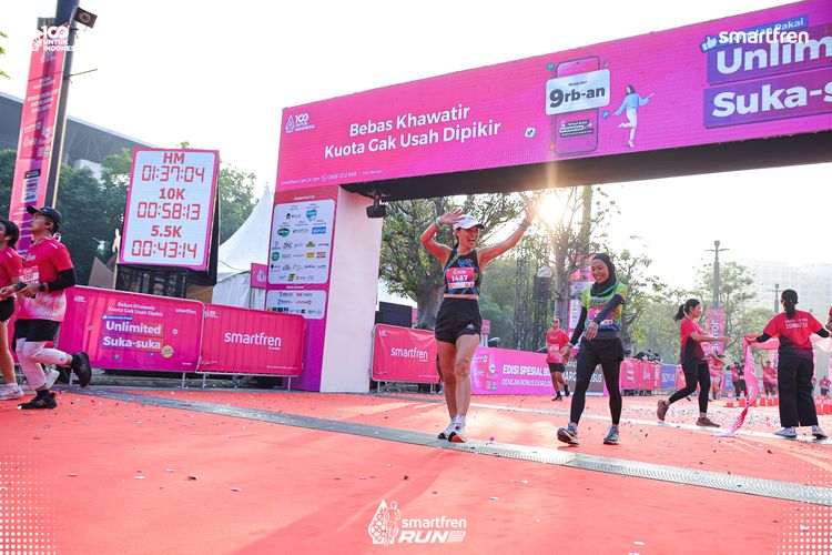 Race photo from Smartfren Run 2025 