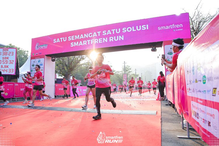 Race photo from Smartfren Run 2025 