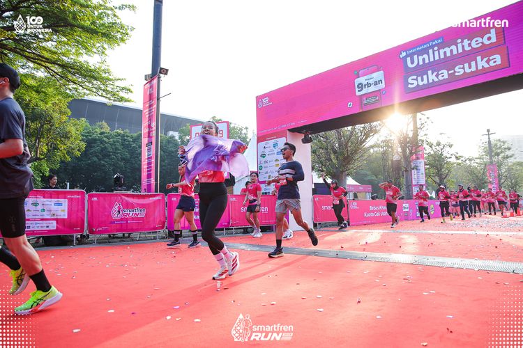 Race photo from Smartfren Run 2025 