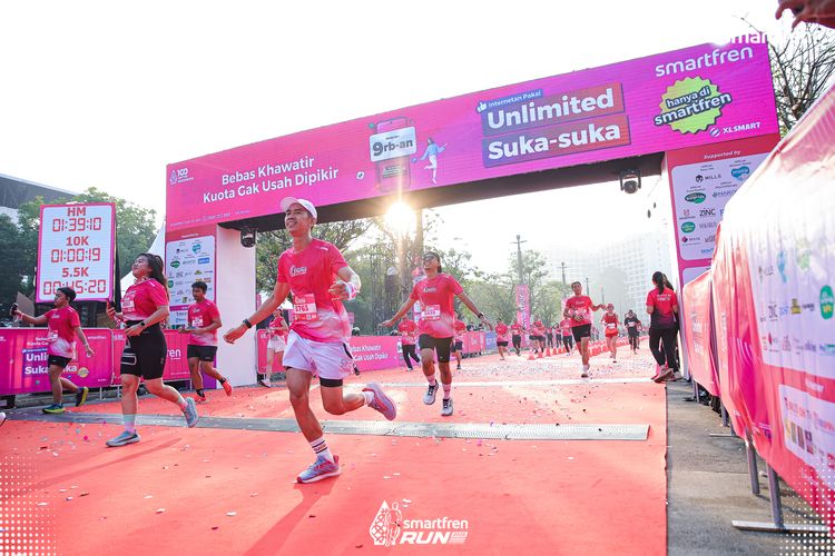 Race photo from Smartfren Run 2025 