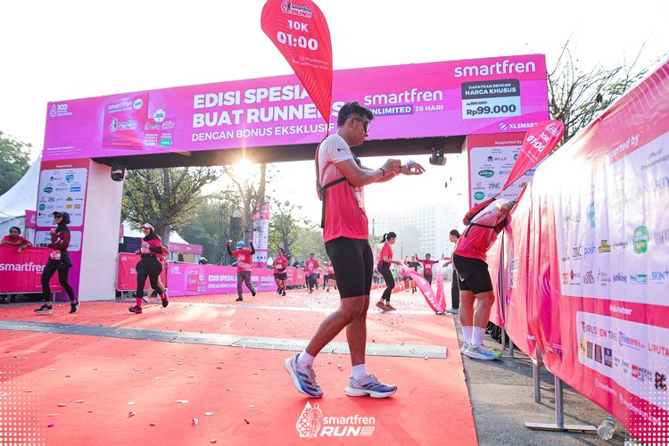 Race photo from Smartfren Run 2025 