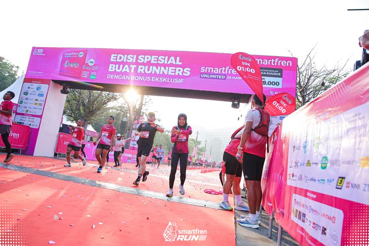 Race photo from Smartfren Run 2025 