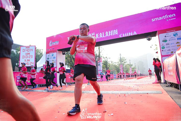Race photo from Smartfren Run 2025 