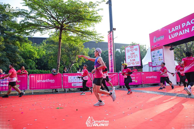 Race photo from Smartfren Run 2025 