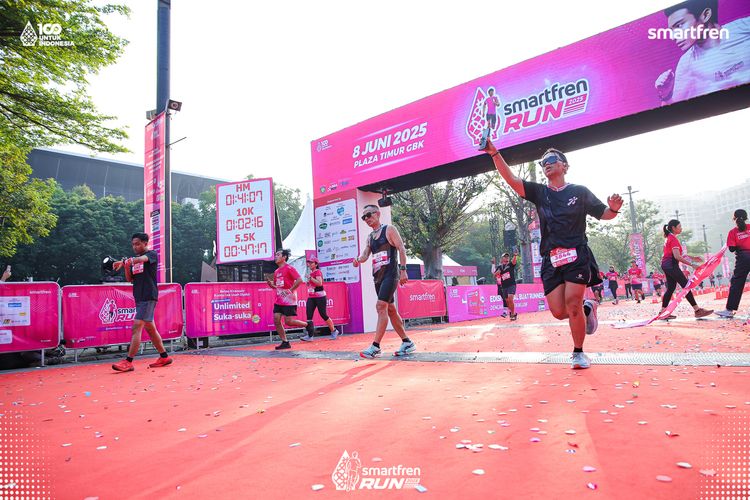 Race photo from Smartfren Run 2025 