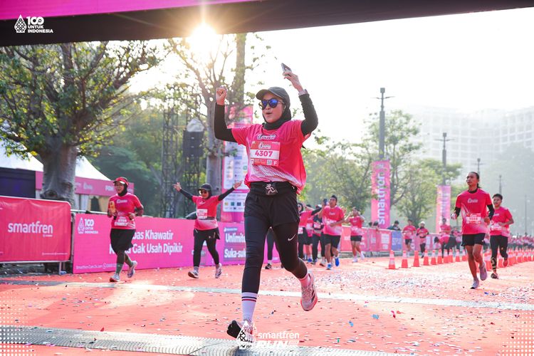 Race photo from Smartfren Run 2025 