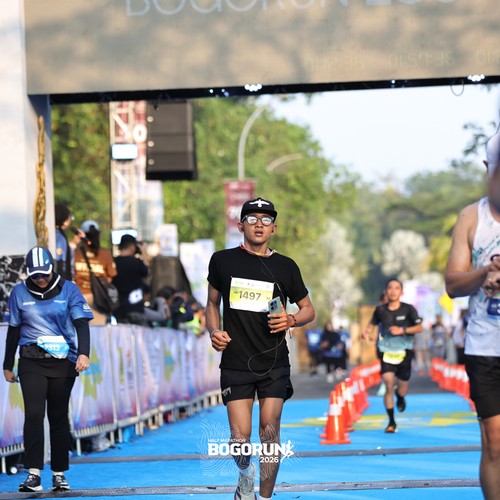 Race photo from BOGORUN 2026